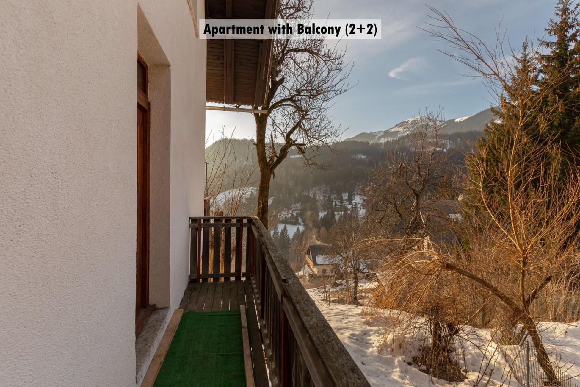 Apartments Farm House Uric Jesenice Exterior foto